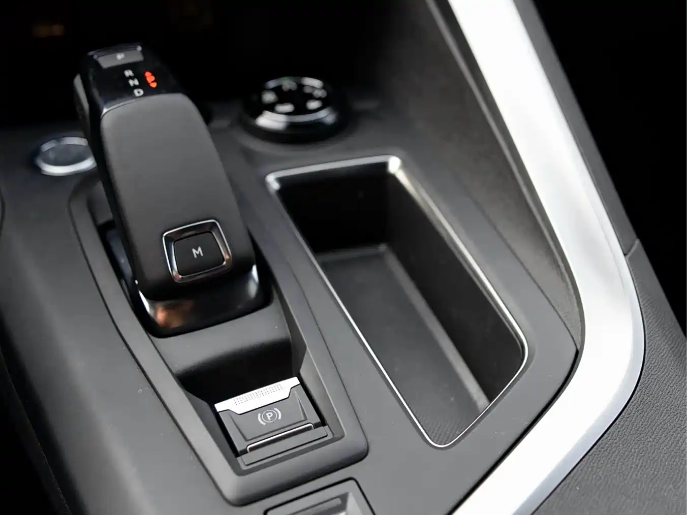 Peugeot 4008 2018 350THP Luxury фото 24