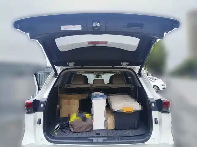 Toyota Highlander 2022 Dual Engine 2.5L 4WD Supreme Edition 7-Seater — фото 5