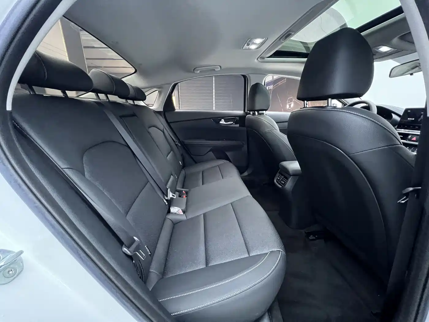 Kia K3 2021 Facelift 1.5L CVT Fashion Edition фото 10