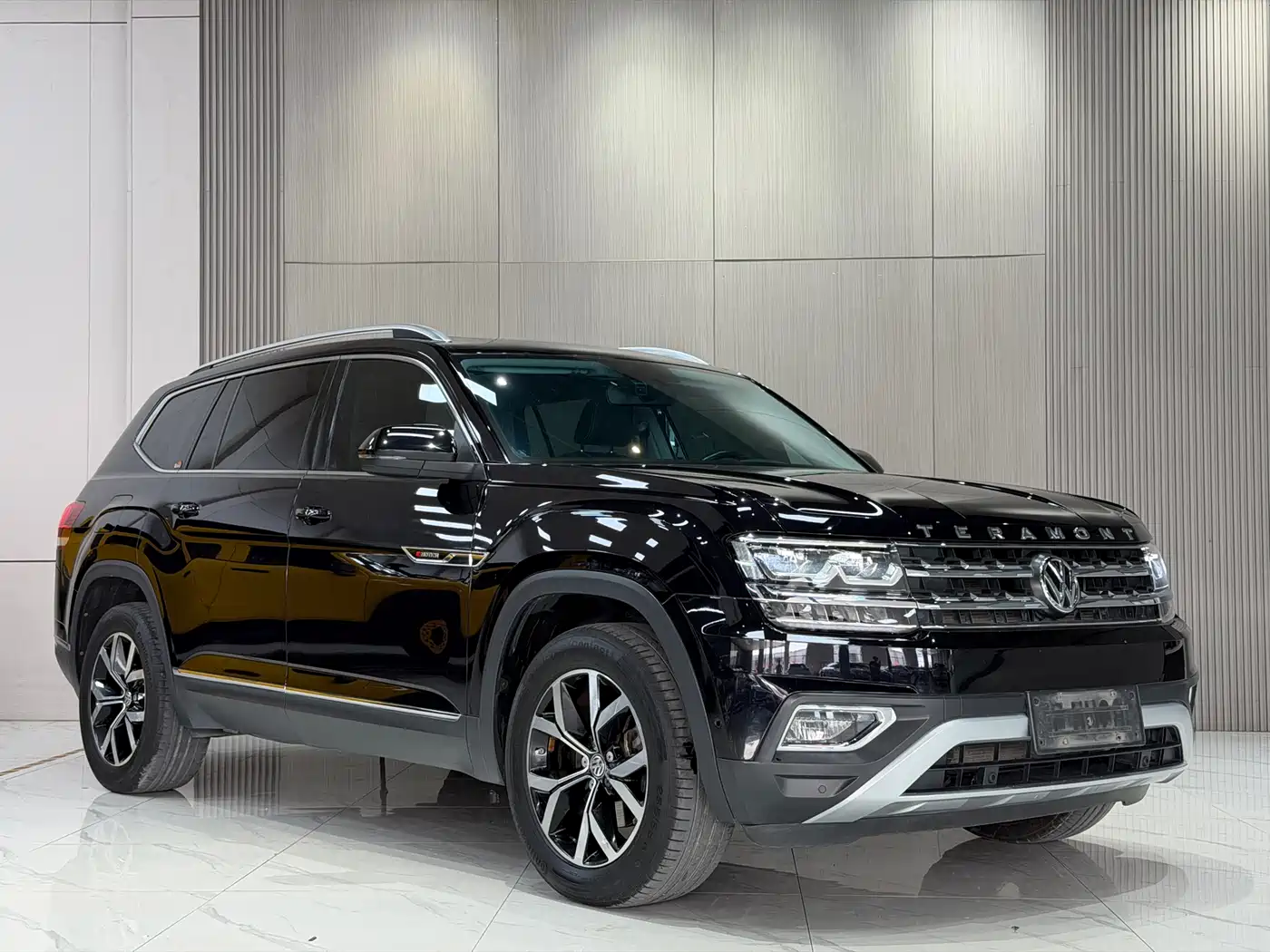 Volkswagen Teramont 2020 380TSI 4WD Luxury Edition China VI фото 3