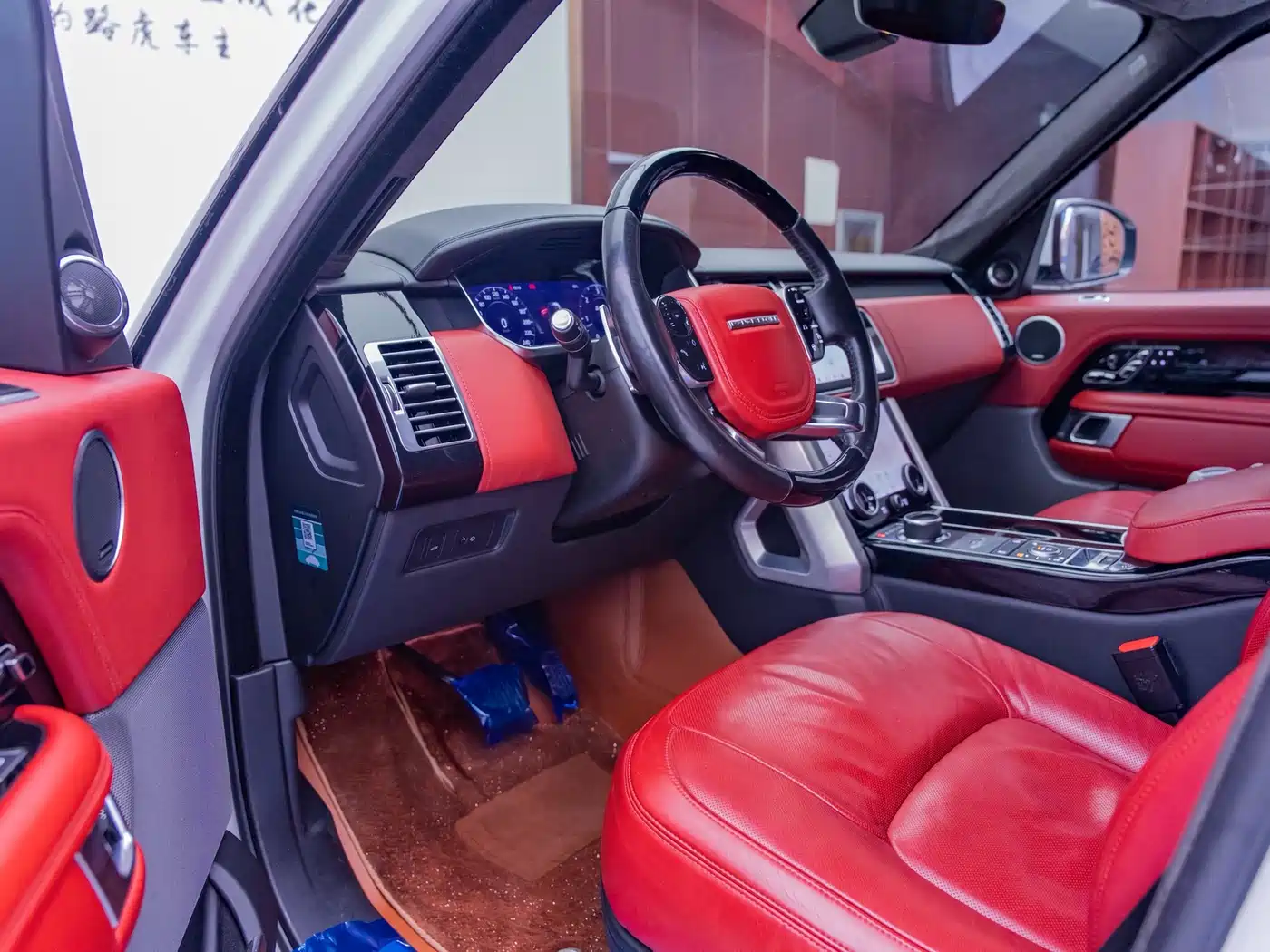 LAND ROVER RANGE ROVER