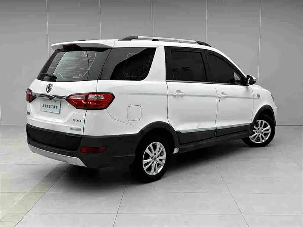Фото 4 - Dongfeng Fengguang Fengguang 370