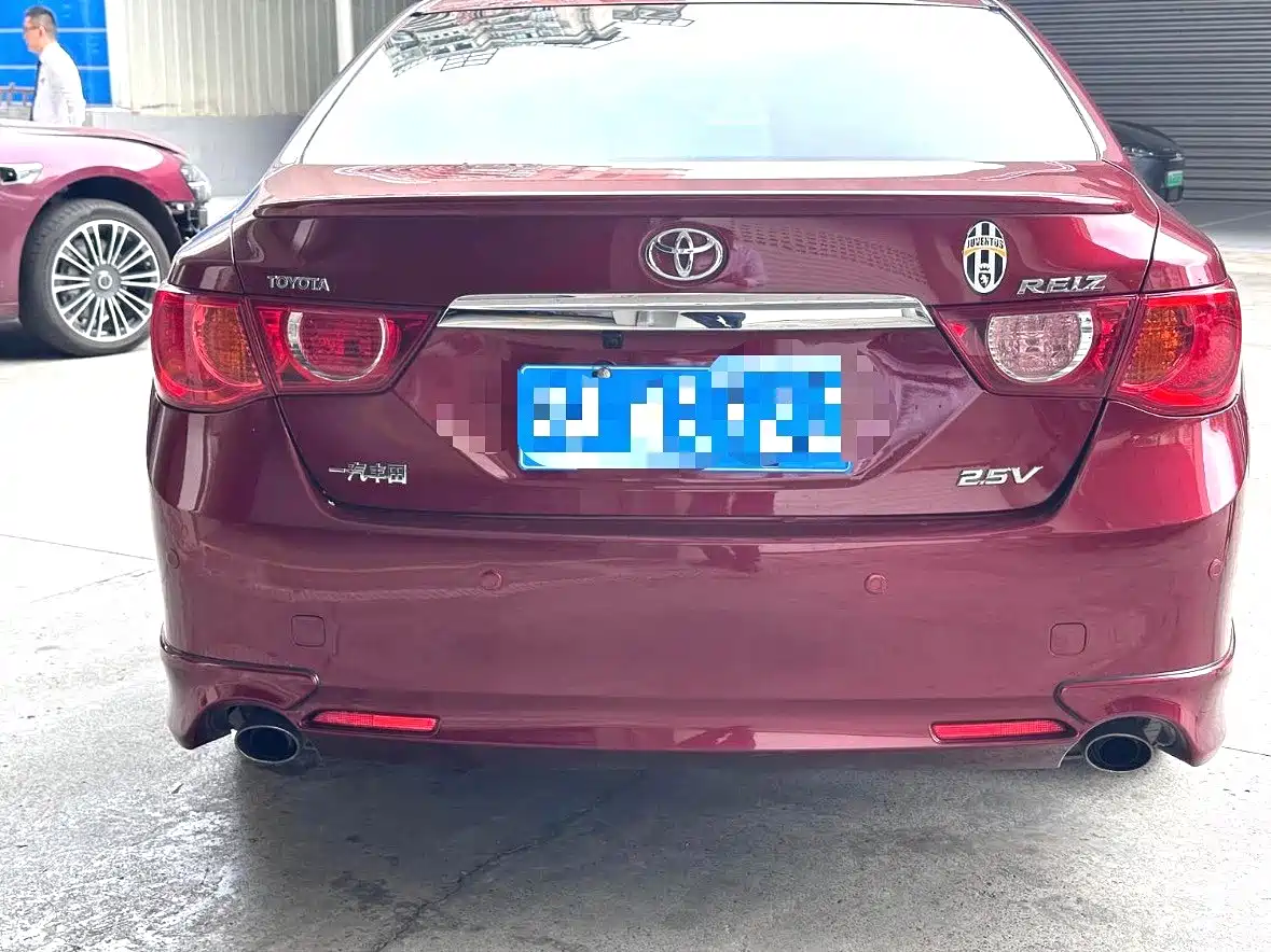 Toyota Reiz 2012 2.5V Grace Elite Styling Edition фото 14