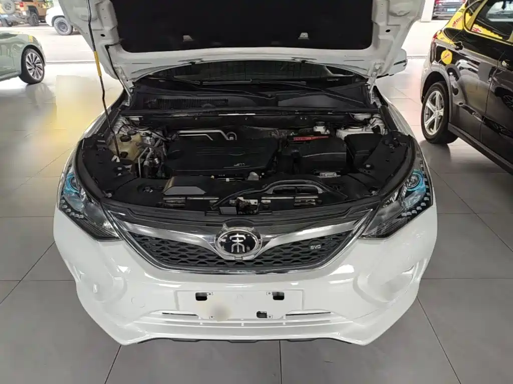 BYD Song 2017 2016 Ultimate Edition 1.5TID Automatic Elite