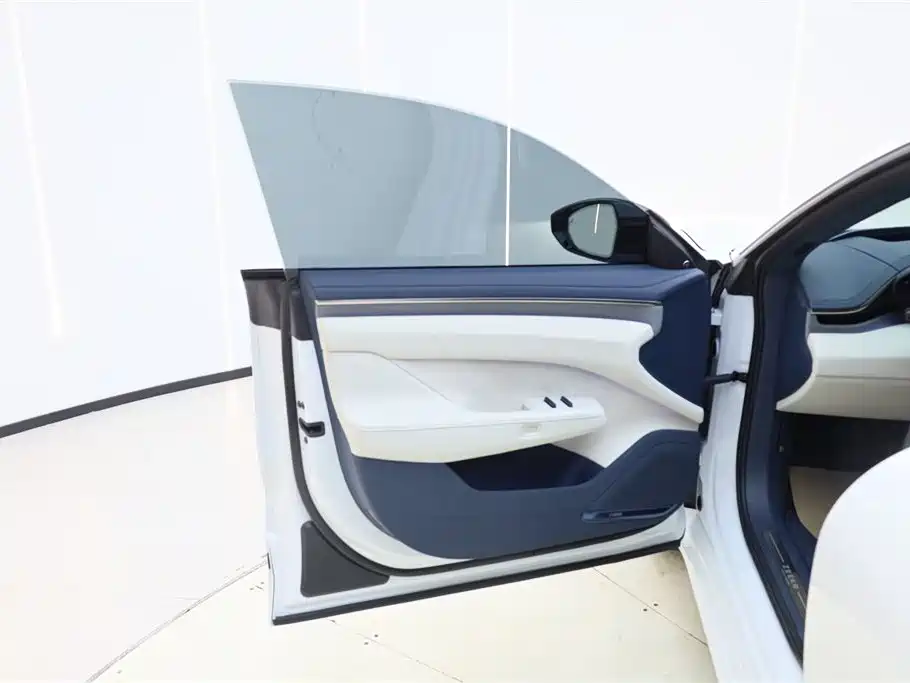 ZEEKR EXTREME KRYPTON 001