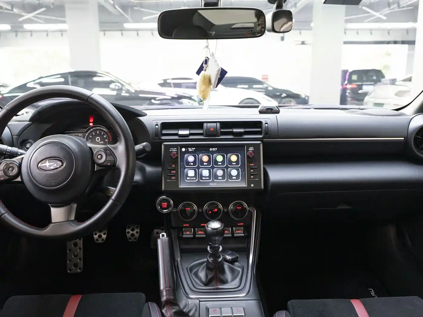 Subaru BRZ 2022 2.4L Manual фото 8