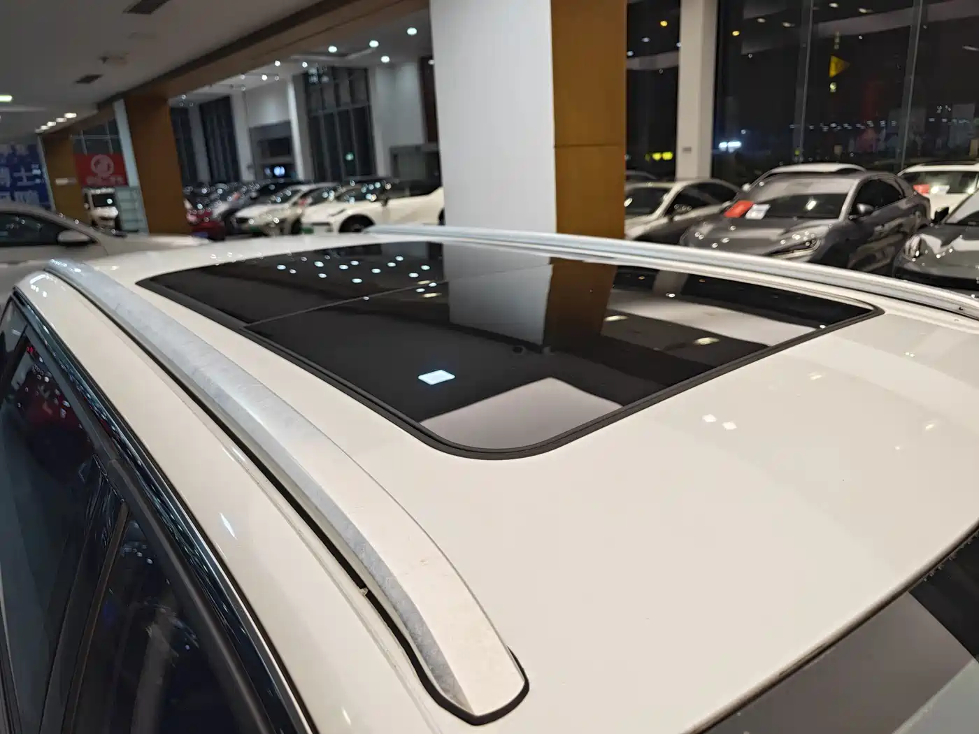 Peugeot 5008 2017 380THP 7-seat Elite Edition фото 35
