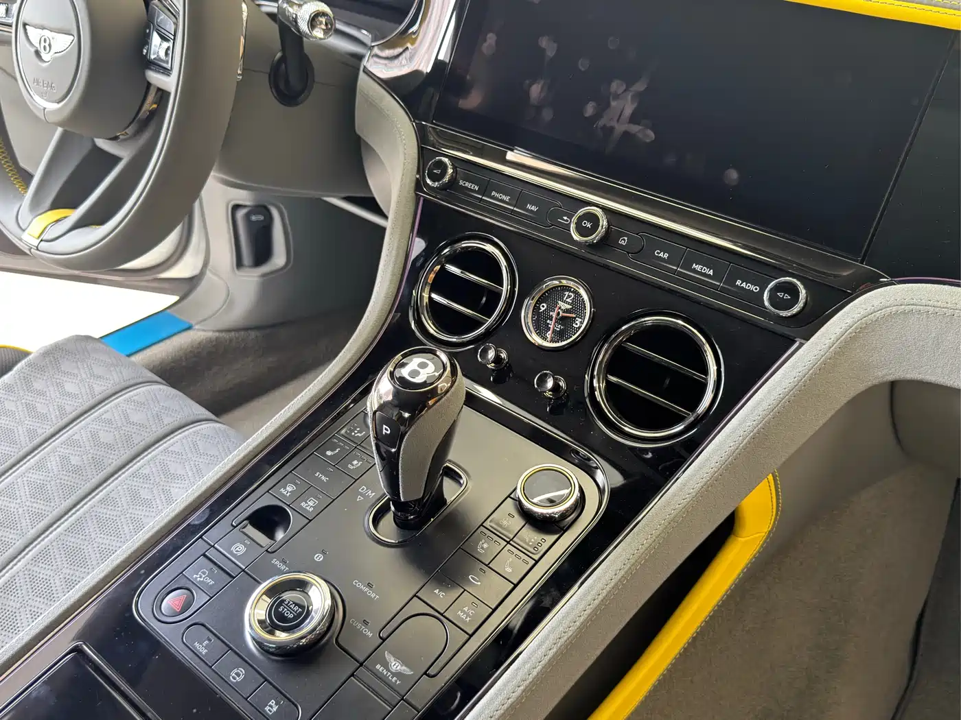 Bentley Continental фото 13