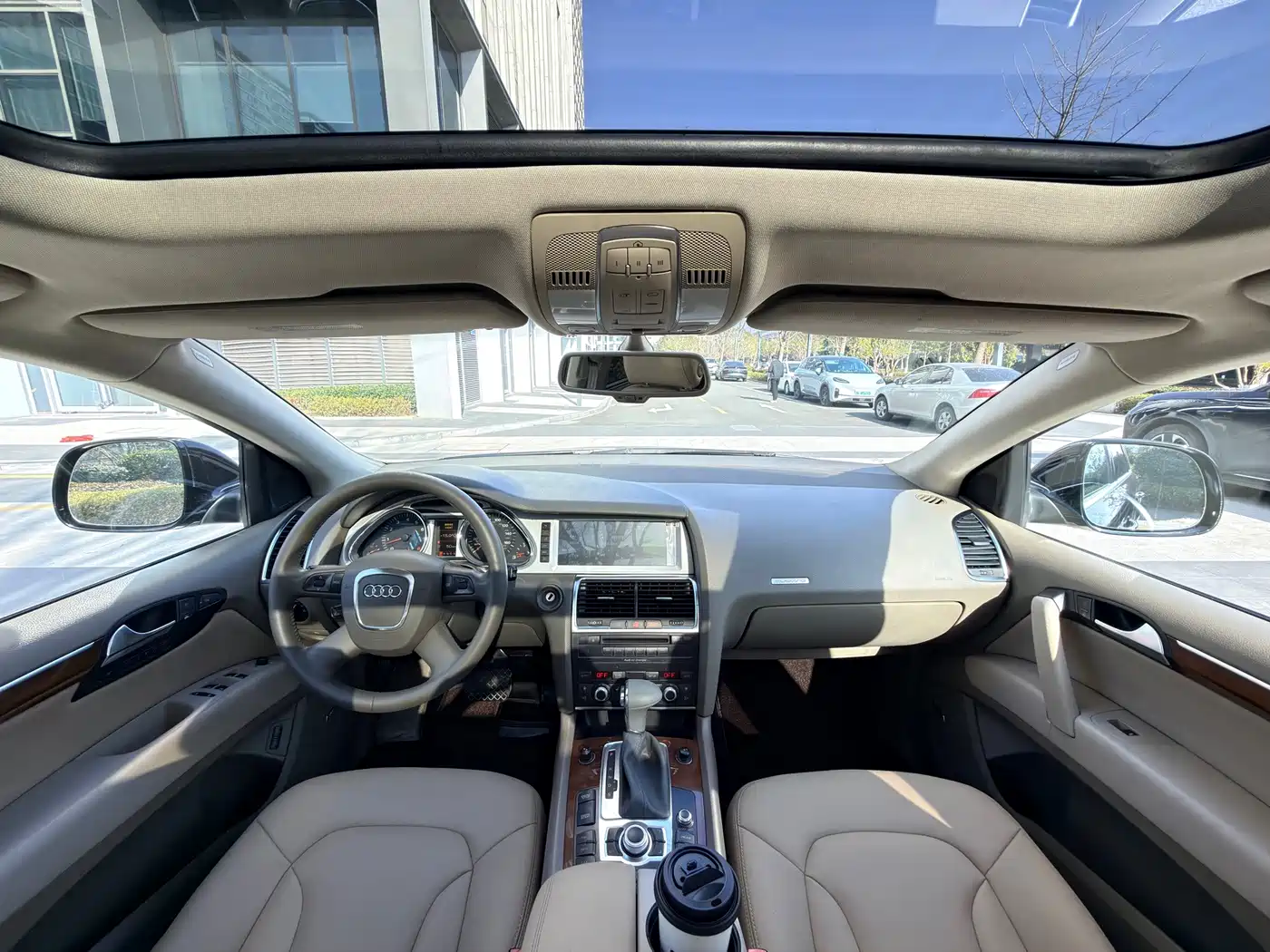 Photo 8 - Audi Q7