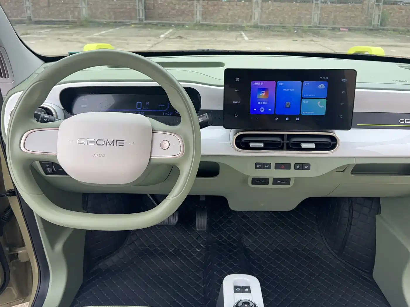 Фото 7 - Geely Galaxy Panda