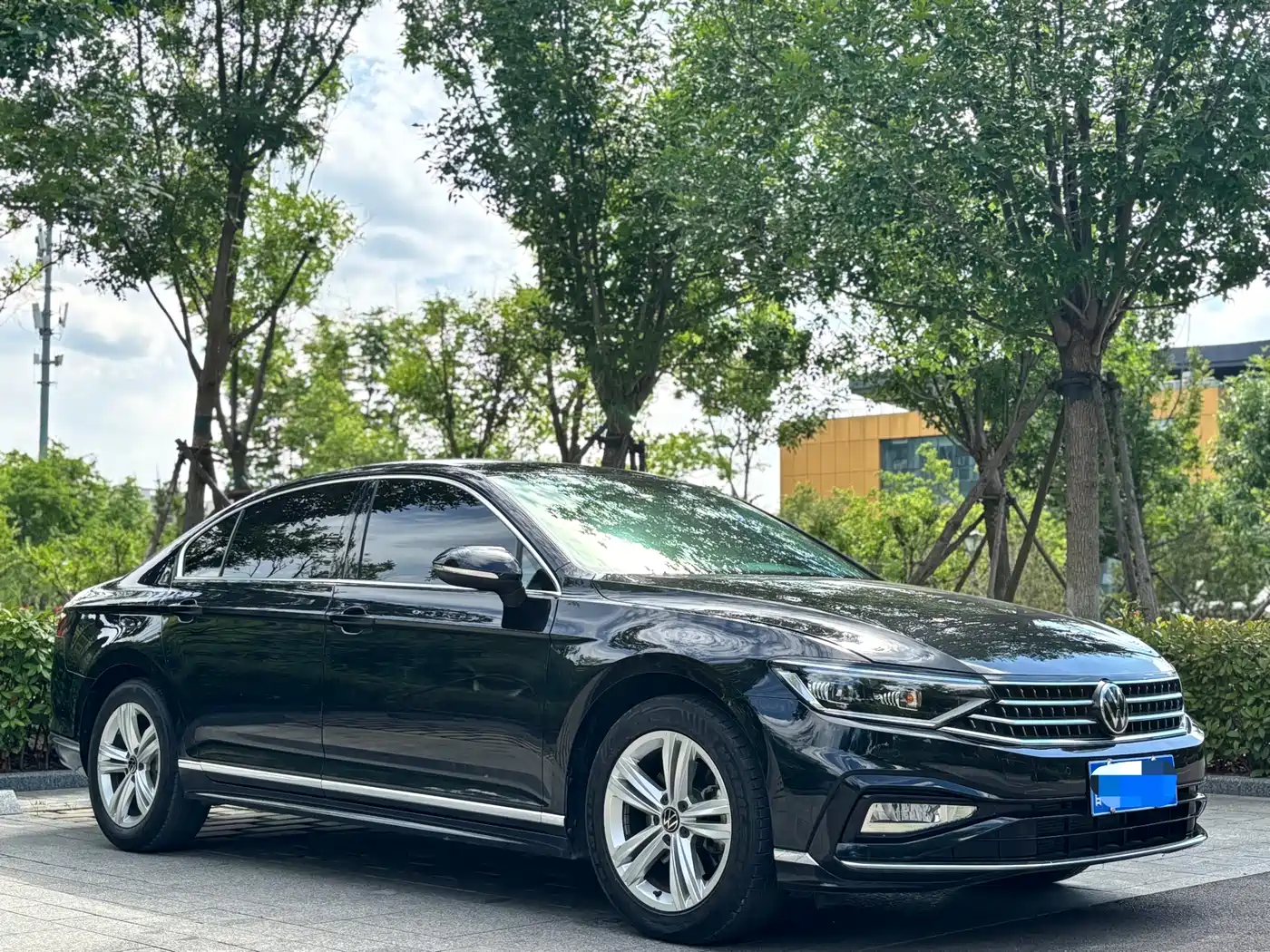 Volkswagen Magotan 2024 2 Million Units Public Sharing Edition 280TSI DSG Comfort фото 3