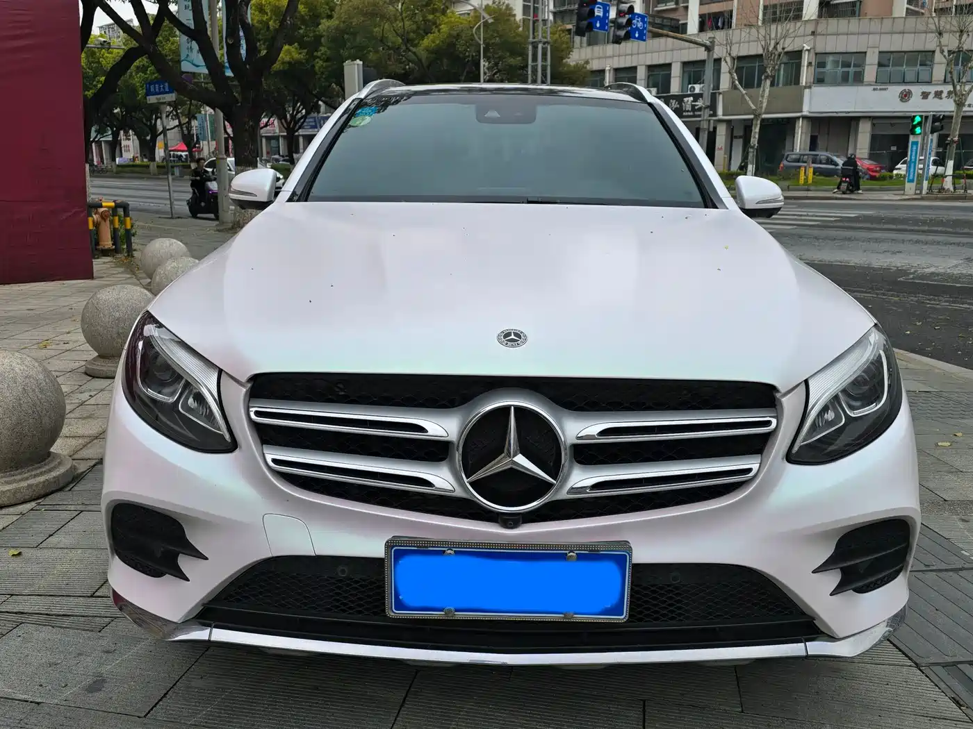 Mercedes-Benz GLC 2018 GLC 260 4MATIC Luxury фото 2