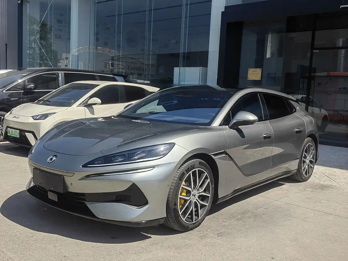 Denza Z9GT 2024 Model 1100 AWD Max Edition