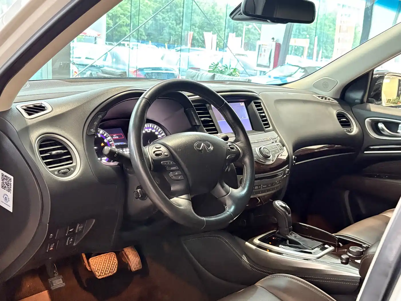 Infiniti QX60 (Import) 2018 2018 2.5 S/C Hybrid AWD Champion Family Edition