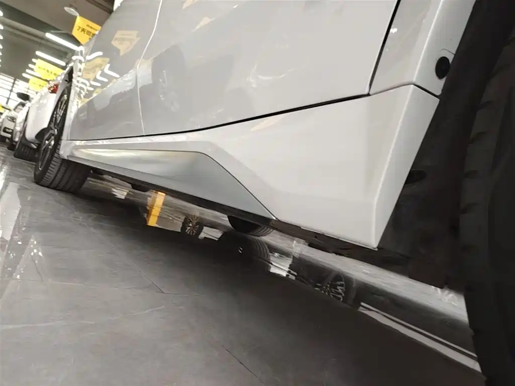 BMW iX1 2023 eDrive25L M Sport Package фото 22