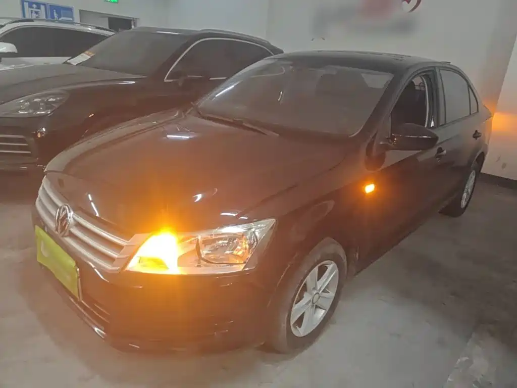 Фото 2 - Volkswagen Santana