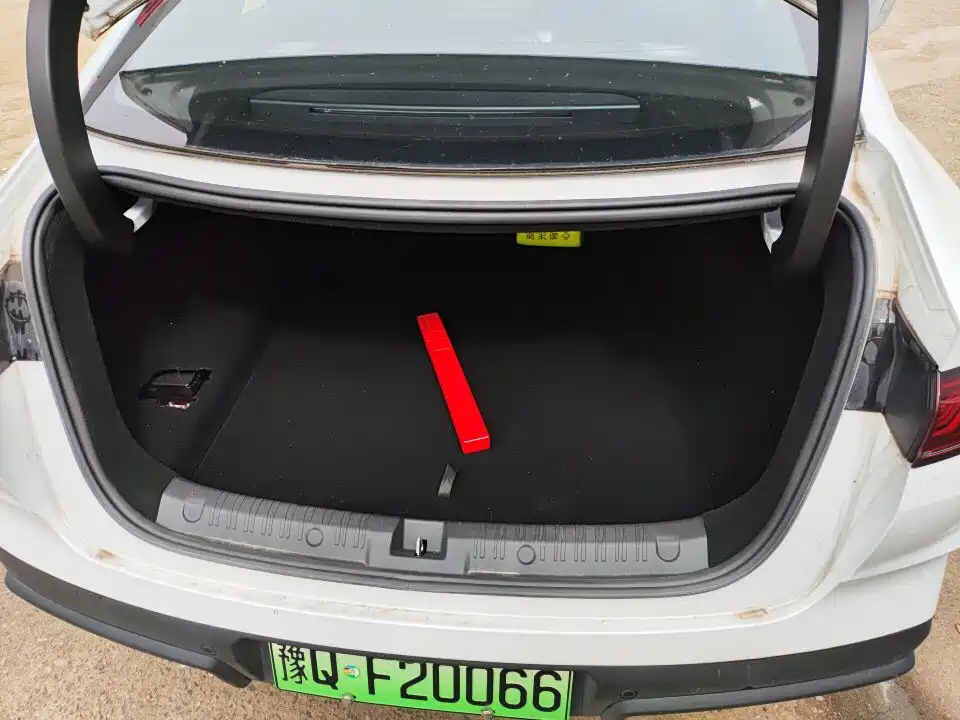 BYD Qin L 2025 DM-i Smart Drive Edition 120KM Surpassing фото 9