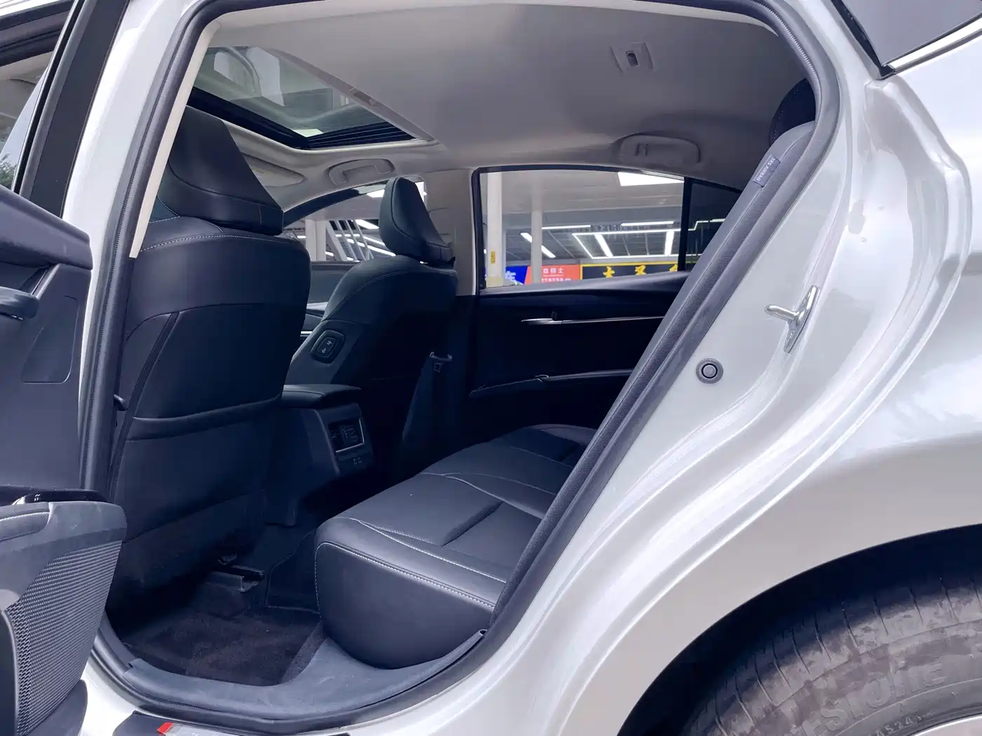 Toyota Camry 2025 2024 2.0GVP Luxury Edition