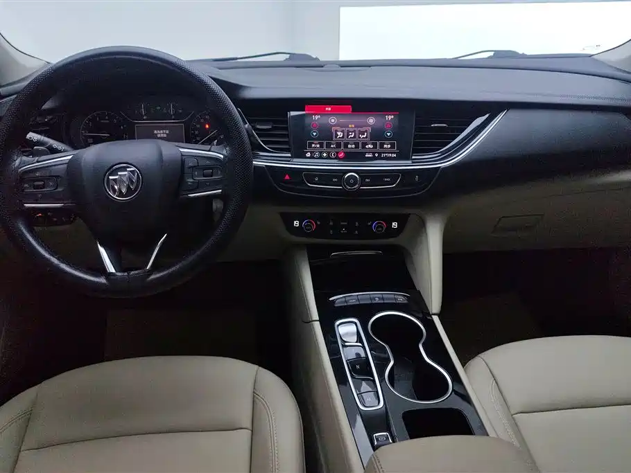BUICK REGAL
