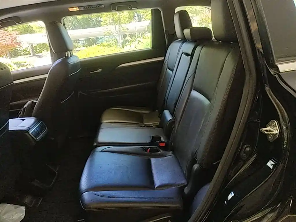Toyota Highlander 2015 2.0T AWD Luxury Edition 7-seater фото 17