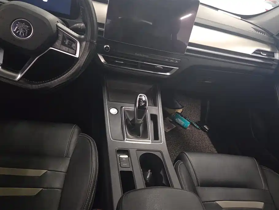 BYD Qin Pro 2018 1.5TI Automatic Smart Connected Dynamic Edition фото 16