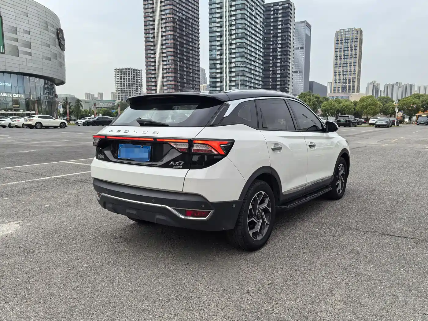 Dongfeng Aeolus Dongfeng Fengshen AX7 2020 2019 1.6T Auto AI Navigation Type China V