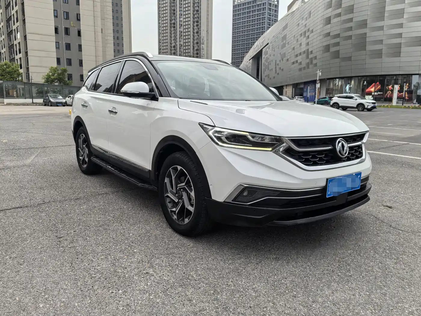 Dongfeng Aeolus Dongfeng Fengshen AX7 2020 2019 1.6T Auto AI Navigation Type China V