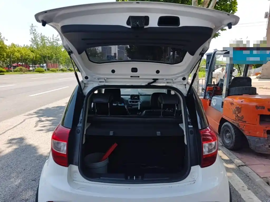 JAC Motors JAC iEV6E 2019 2018 Model Sport iEV6E Luxury Smart