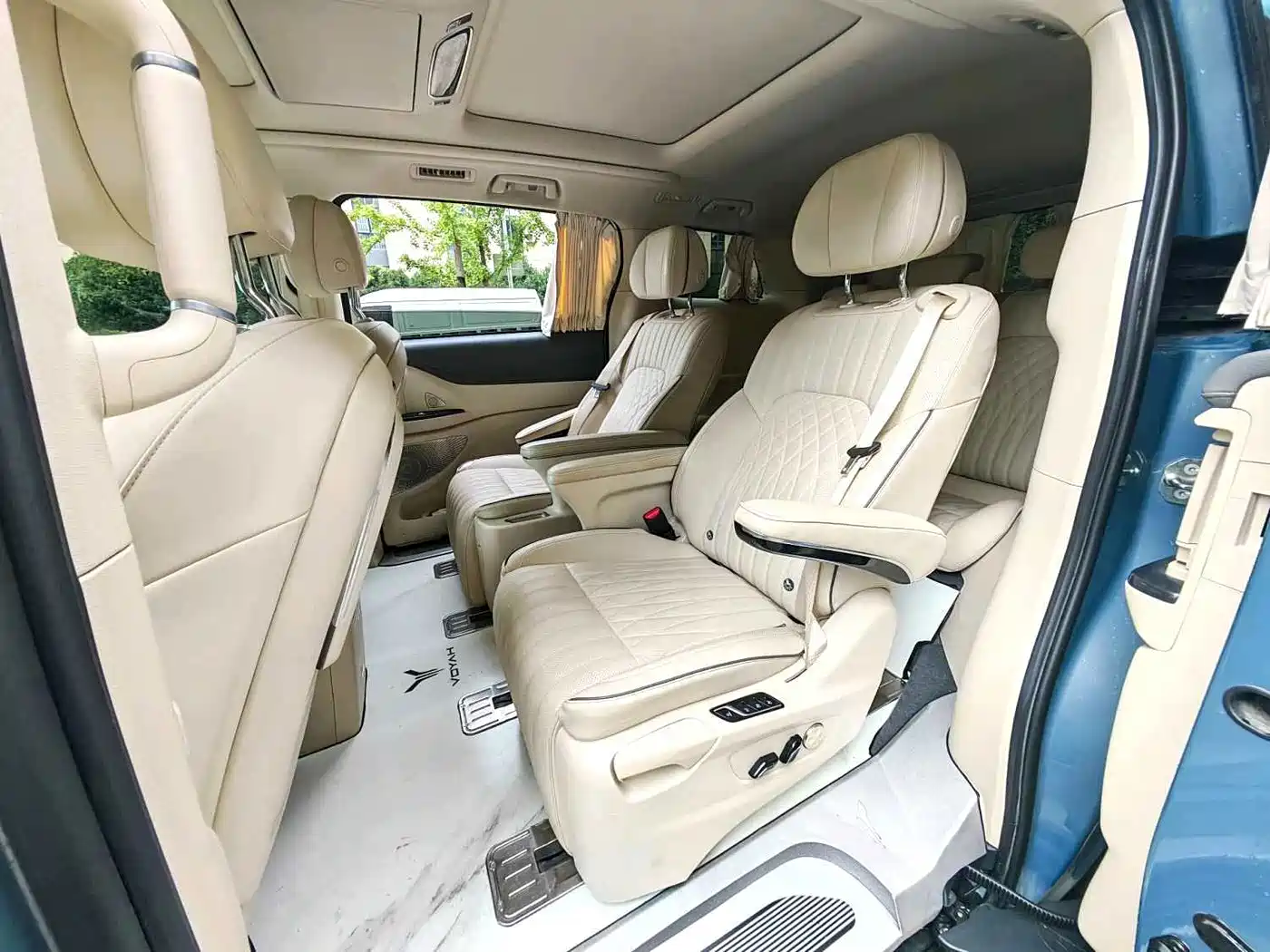 Voyah Auto Voyah Dreamer 2022 2022 Low-carbon Dream+Smart Package
