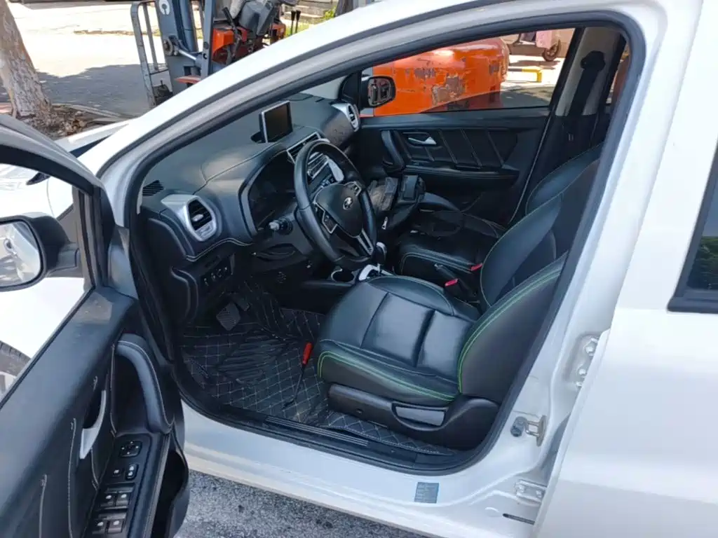 JAC Motors JAC iEV6E 2019 2018 Model Sport iEV6E Luxury Smart