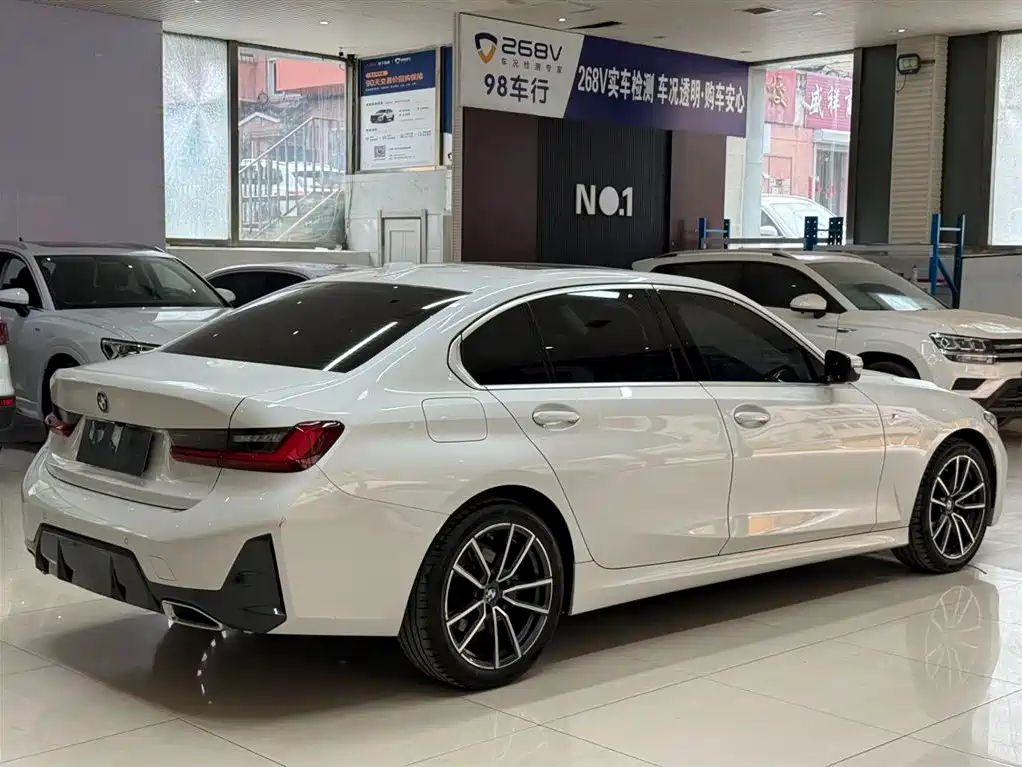 BMW 3 Series 2023 320Li M Sport Package фото 4
