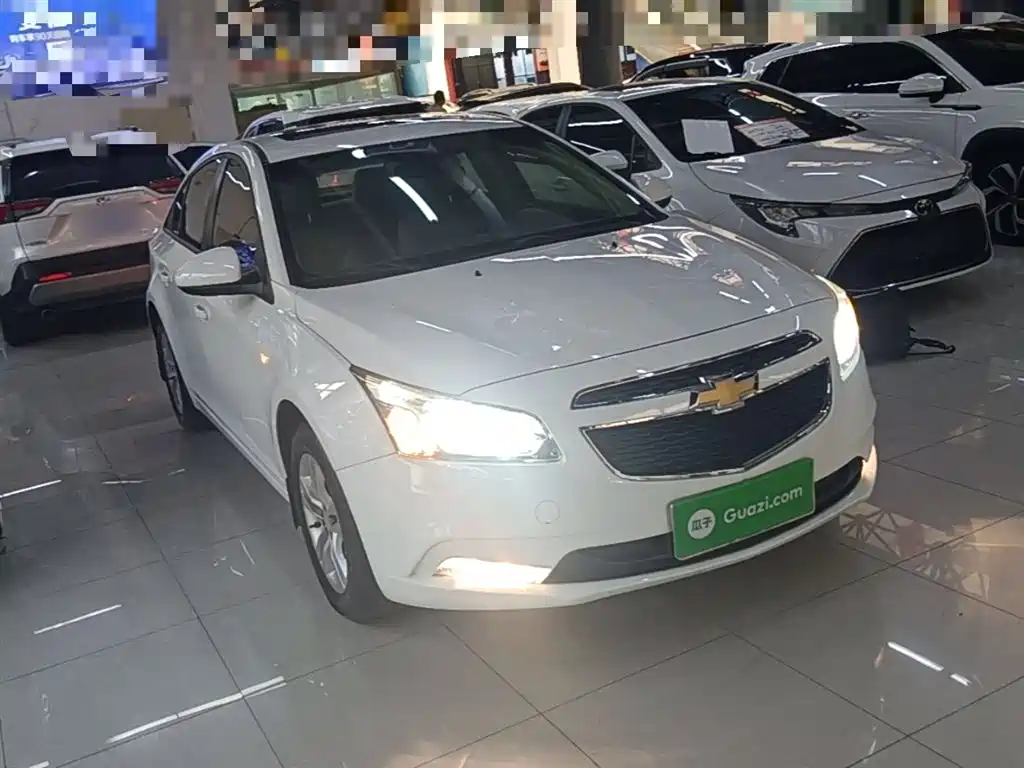 Chevrolet Cruze 2015 1.5L Classic SE AT фото 4