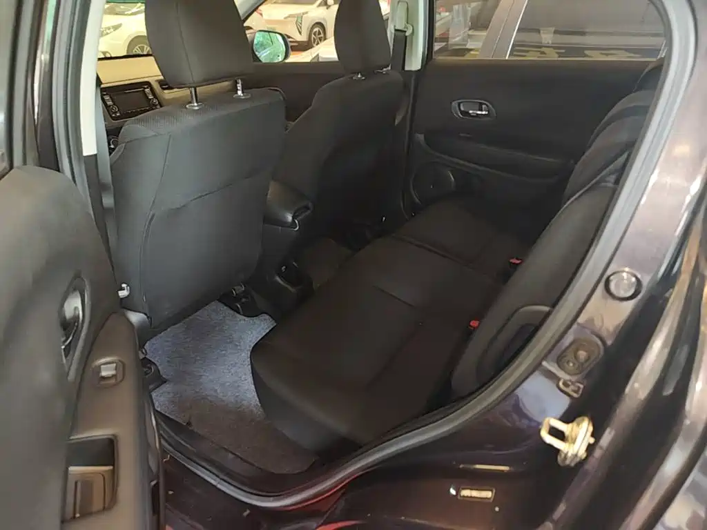 Honda Vezel 2016 2015 1.5L CVT 2WD Comfort