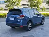 Photo 4 - Subaru Forester