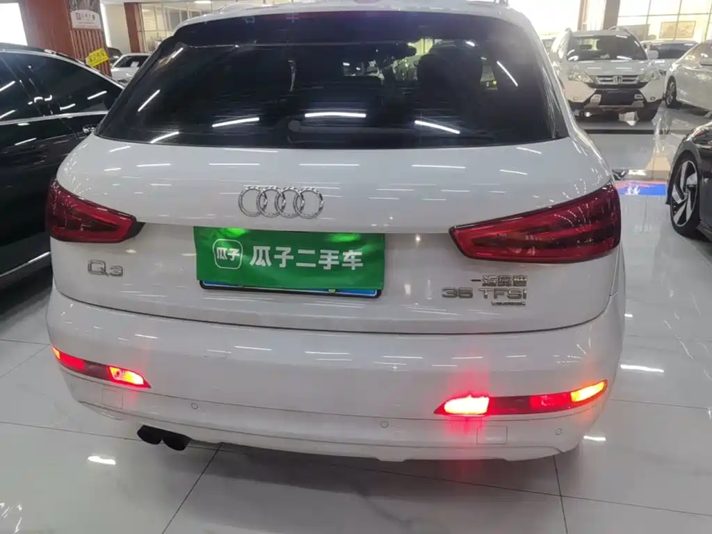 Фото 6 - Audi Q3