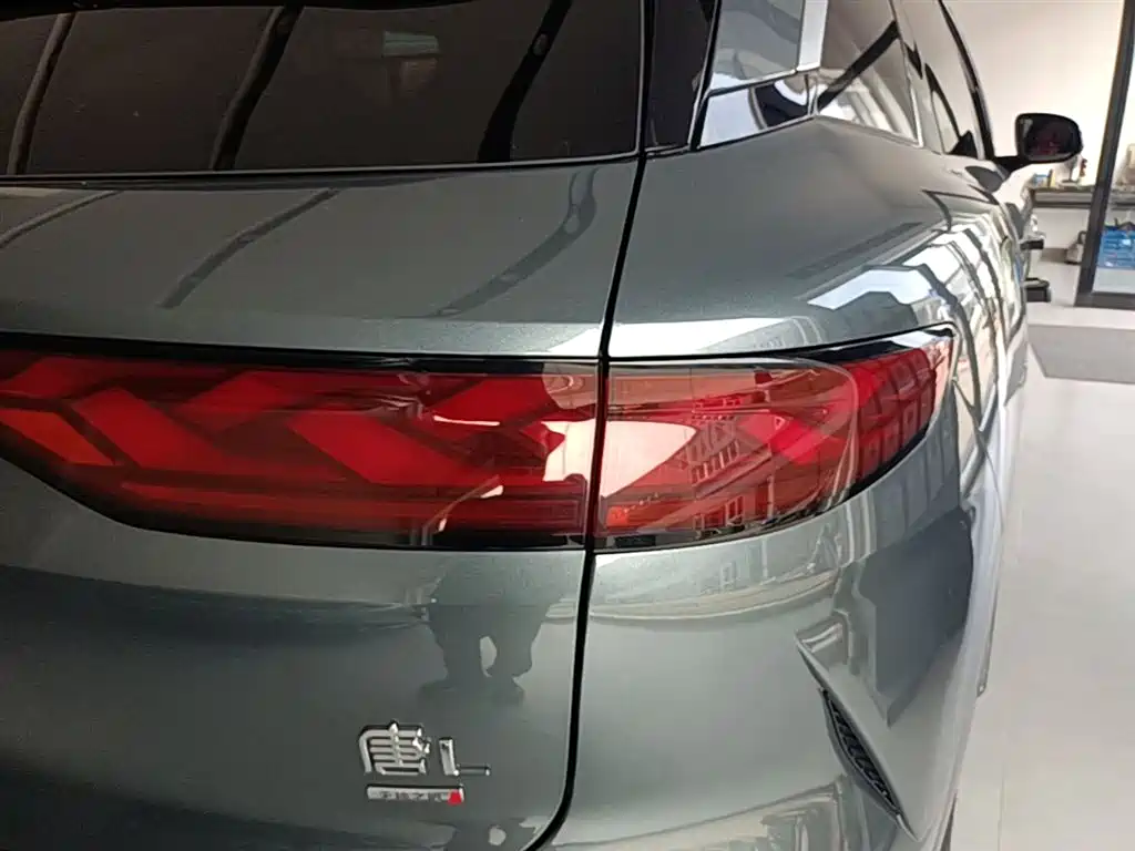 BYD Tang L 2025 DM 175KM Drone Player Edition фото 8