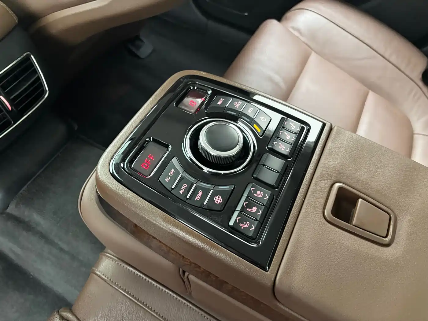 Hongqi H7 2017 2.0T Luxury фото 17