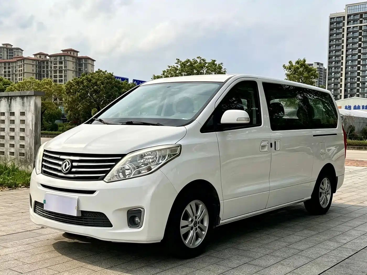 DONGFENG POPULAR F600