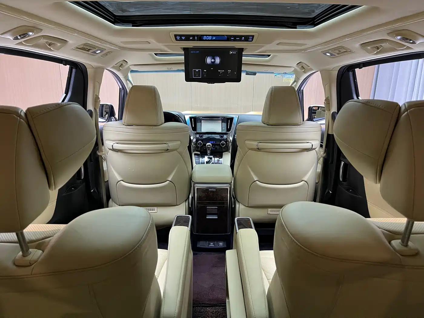Toyota Alphard 2018 Facelift 3.5L Luxury Edition фото 11