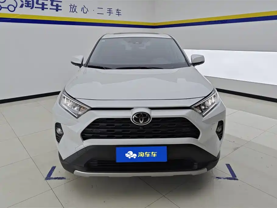 Toyota RAV4 Rongfang 2022 2.0L CVT 2WD Trend Plus Edition фото 2