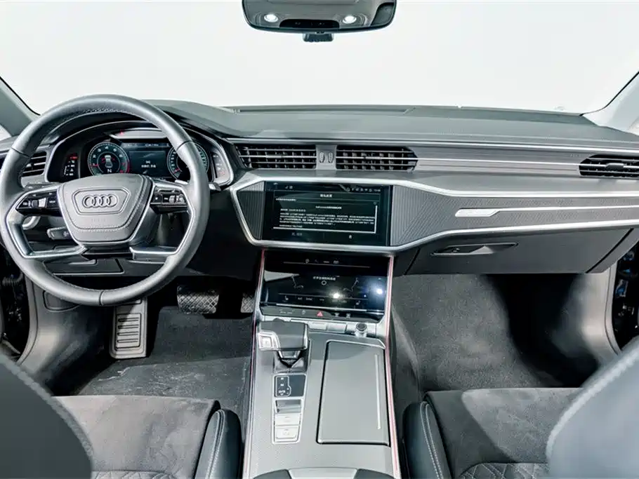 Audi A7L 2024 45 TFSI quattro Premium Luxury фото 13