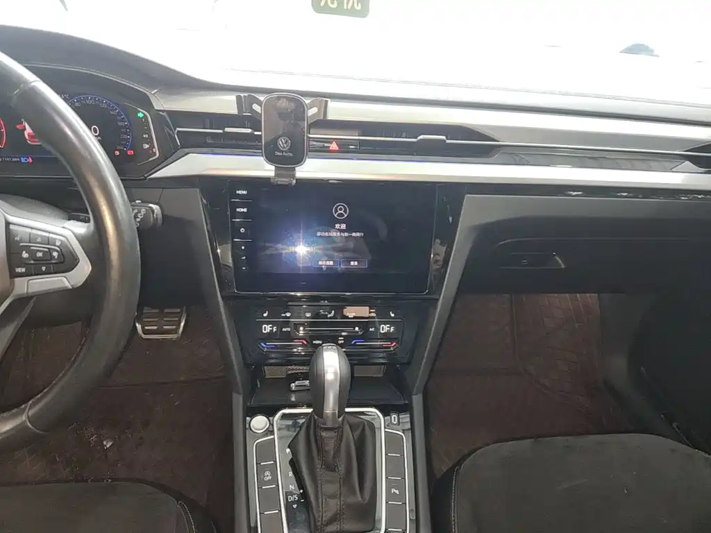 صورة 13 - Volkswagen CC