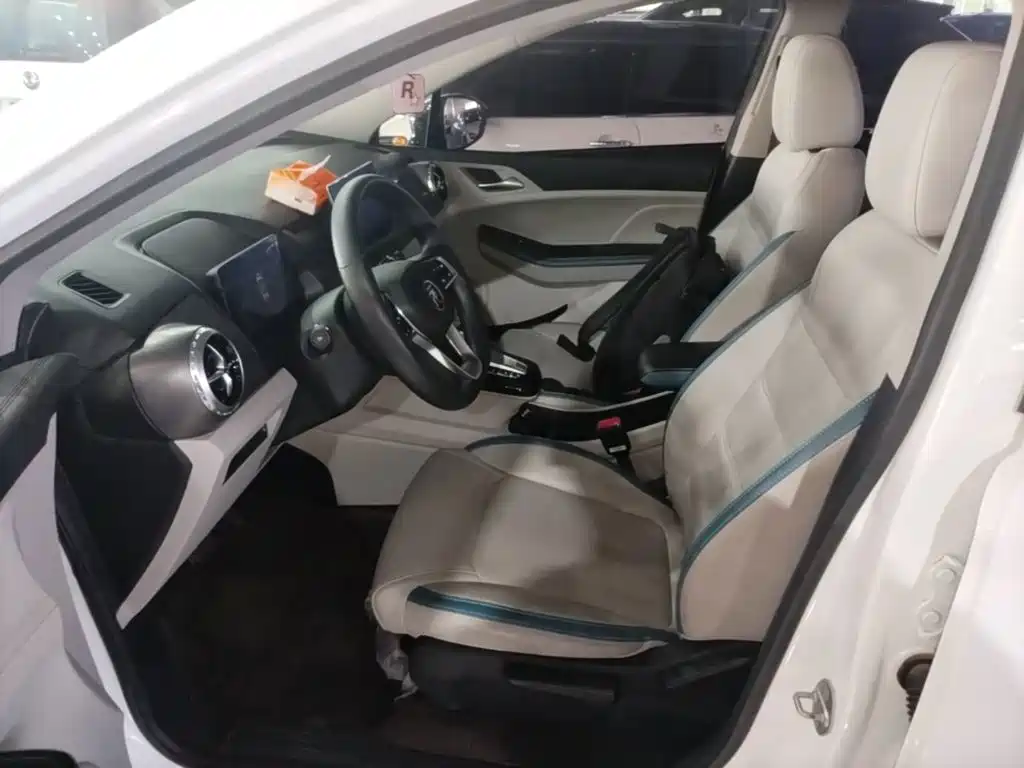 Photo 15 - BYD Yuan Pro