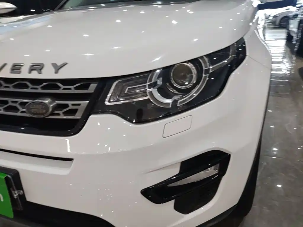 Фото 24 - Land Rover Discovery Sport