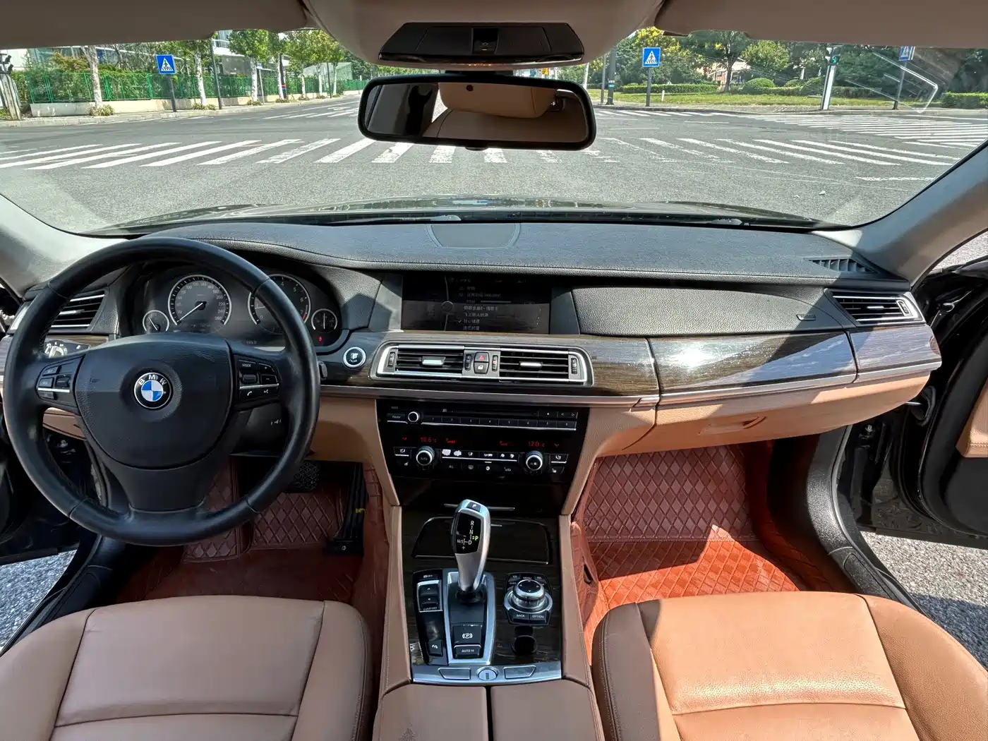 Photo 11 - BMW 7 Series