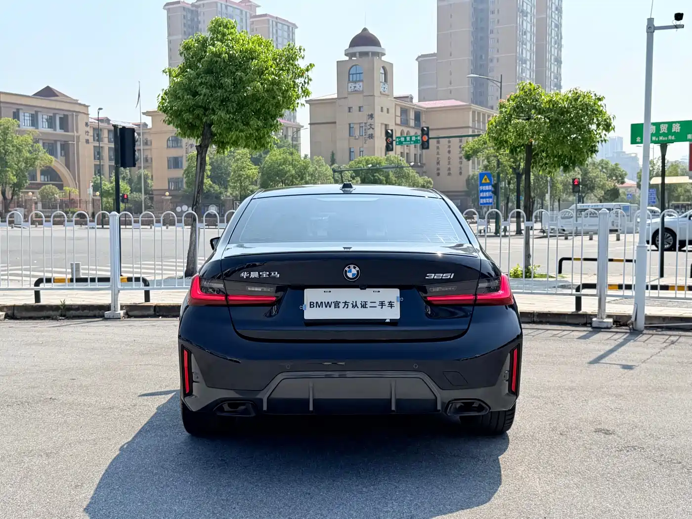BMW 3 Series 2024 325i M Sport Shadowline Package фото 12