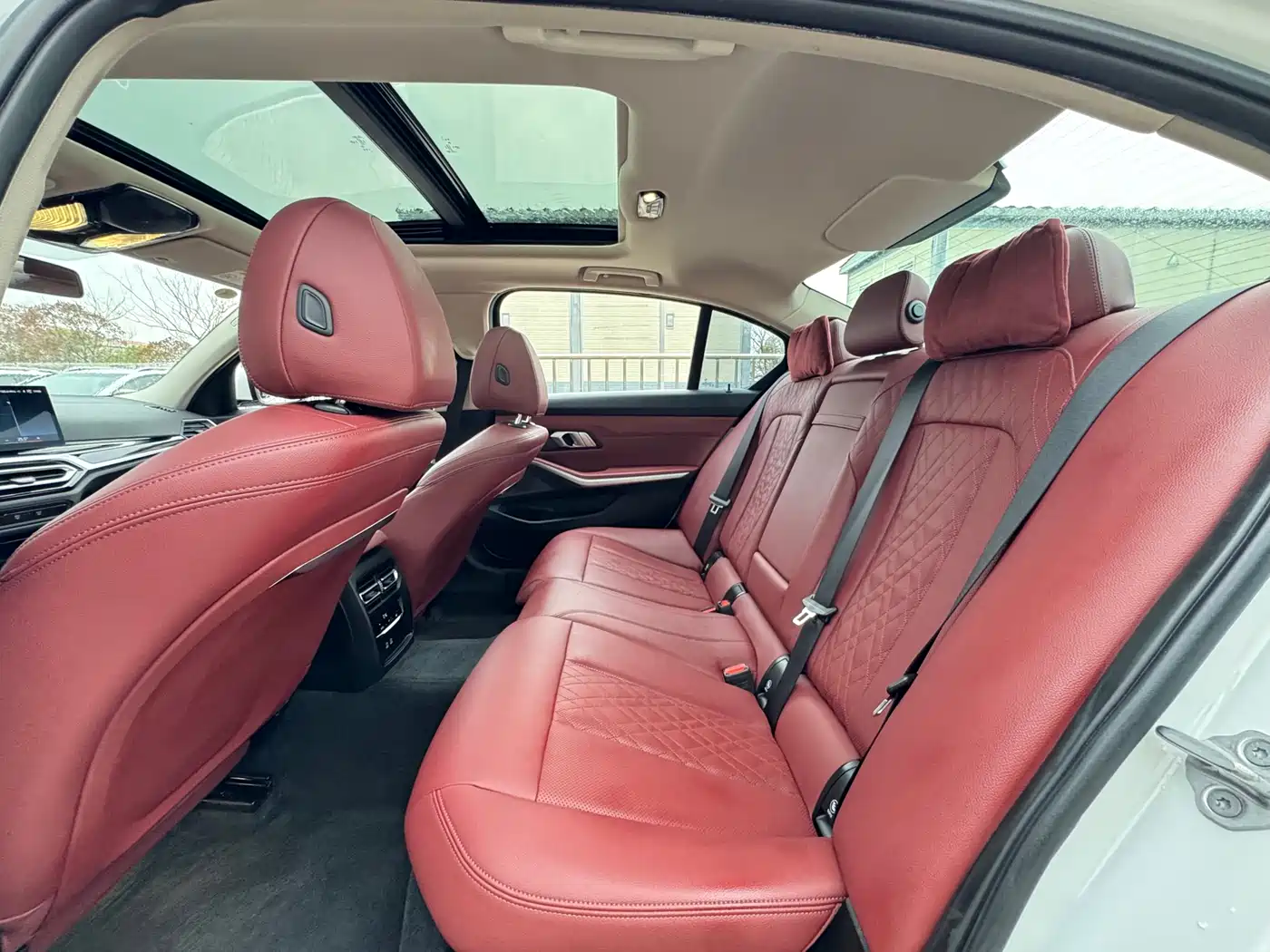 BMW 3 Series 2024 320Li M Sport Package фото 17