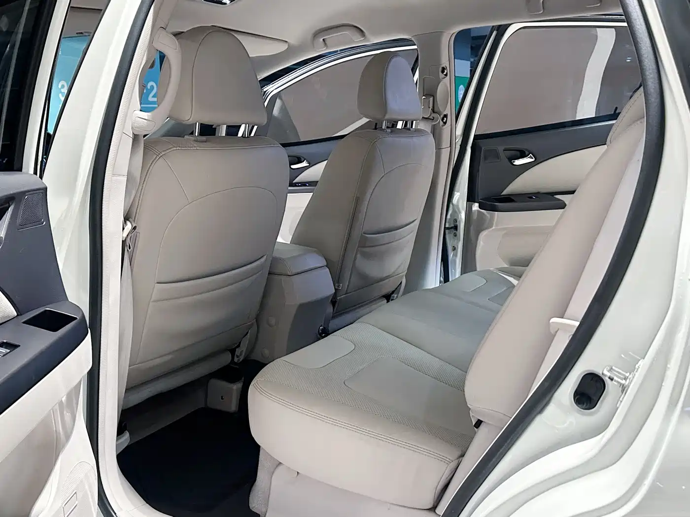 BYD e6 2016 2016 400 Luxury Edition