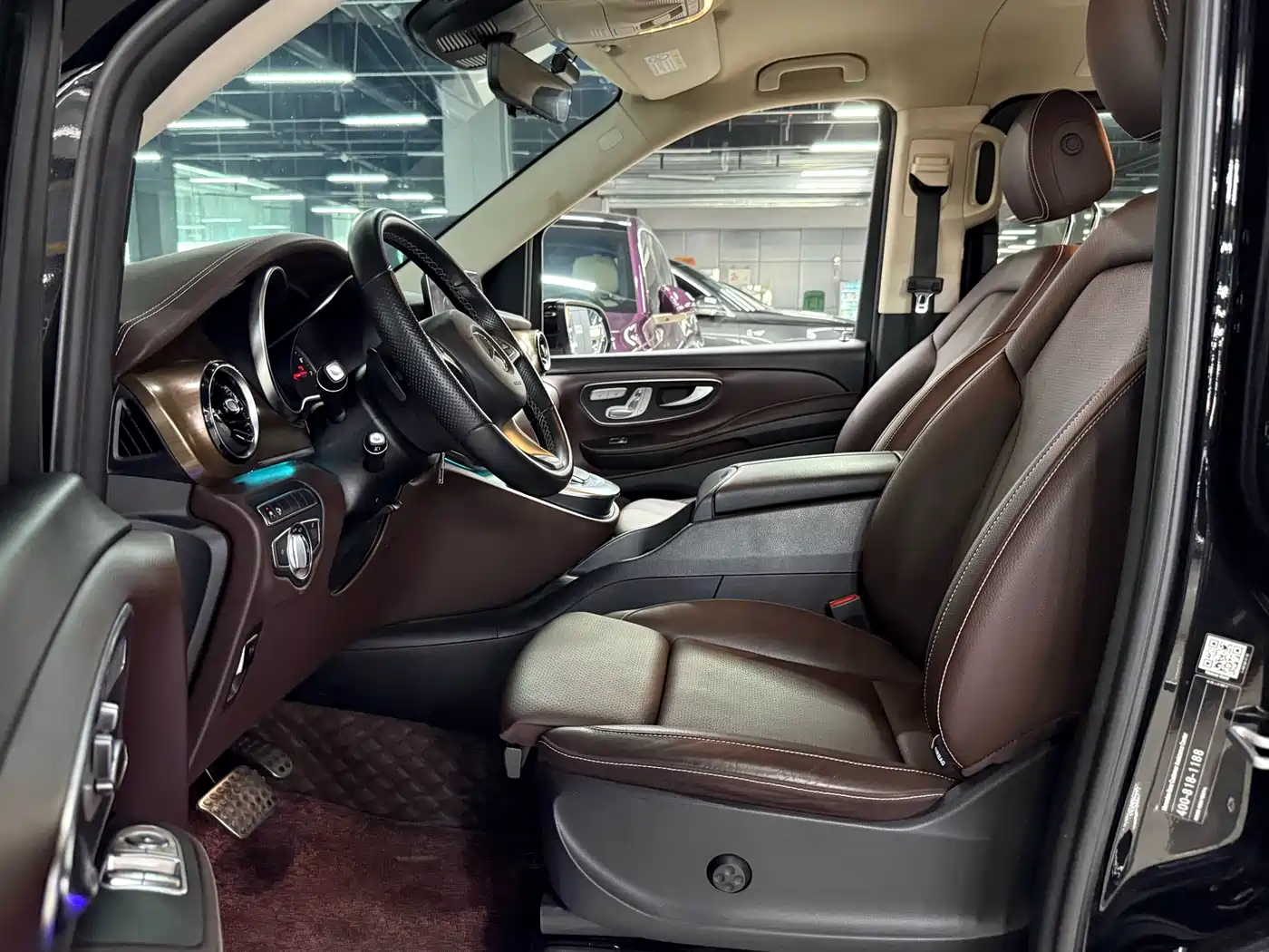 Mercedes-Benz V-Class 2022 V 260 L Long Wheelbase Prestige Edition фото 9