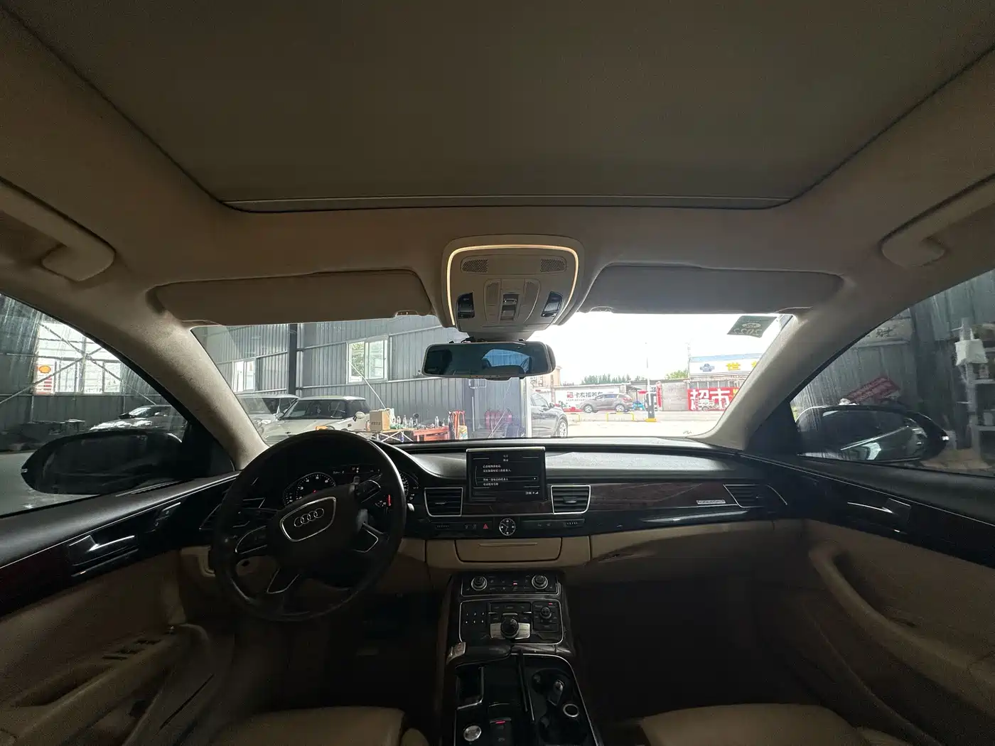 Audi A8 2011 2011 A8L 3.0 TFSI quattro Comfort (213kW)